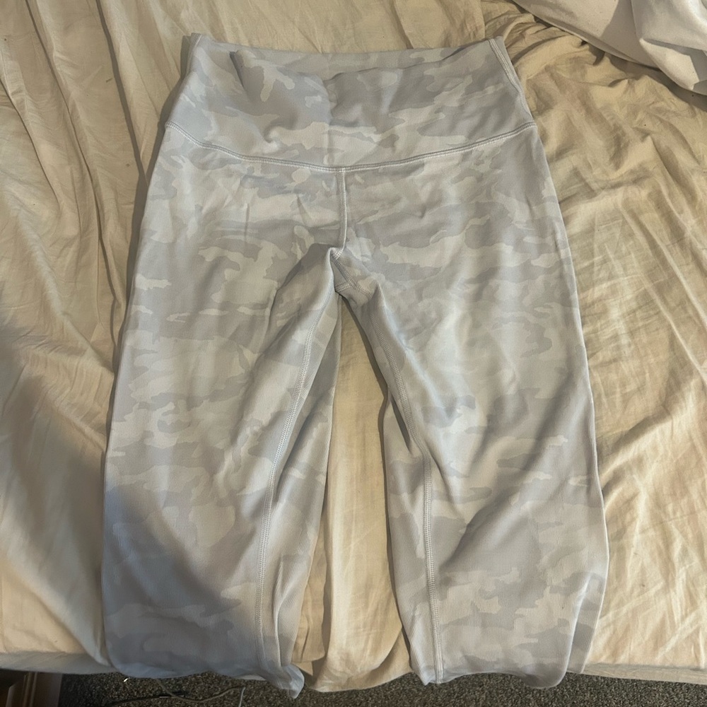 Lulu lemon leggings